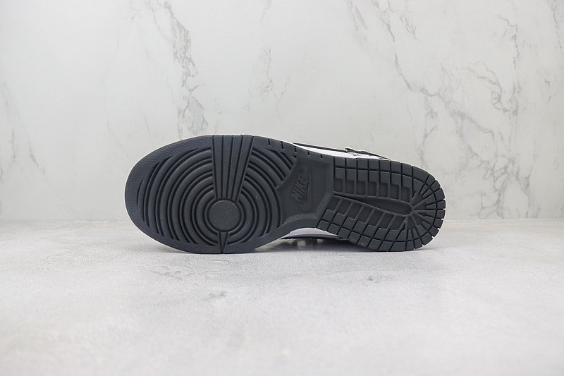 Nike Dunk Low "Love Never Die" фото № 8