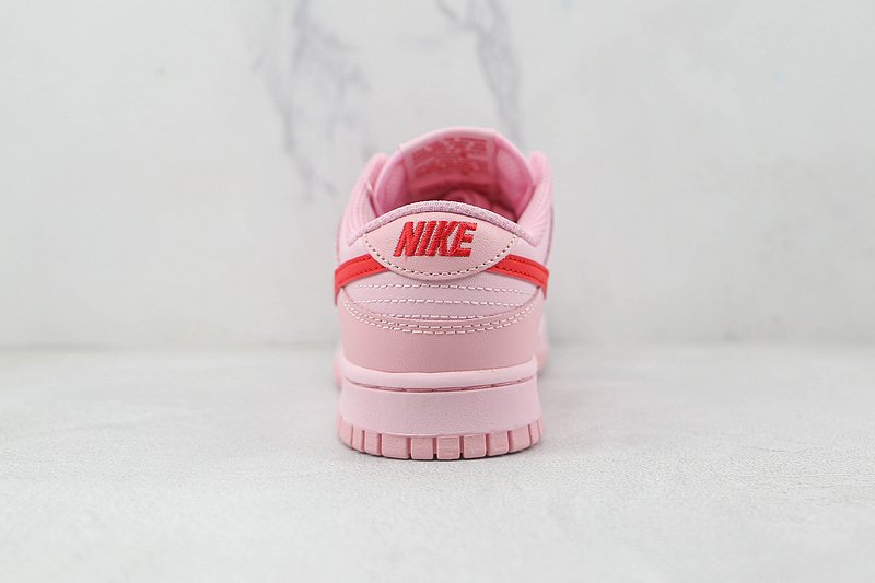 Nike Dunk Low PS "Triple Pink/Varsity Red" фото № 6