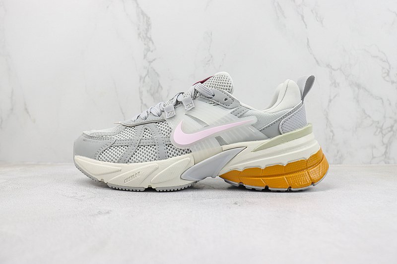Nike Runtekk "Grey/Pink Sail" фото № 2