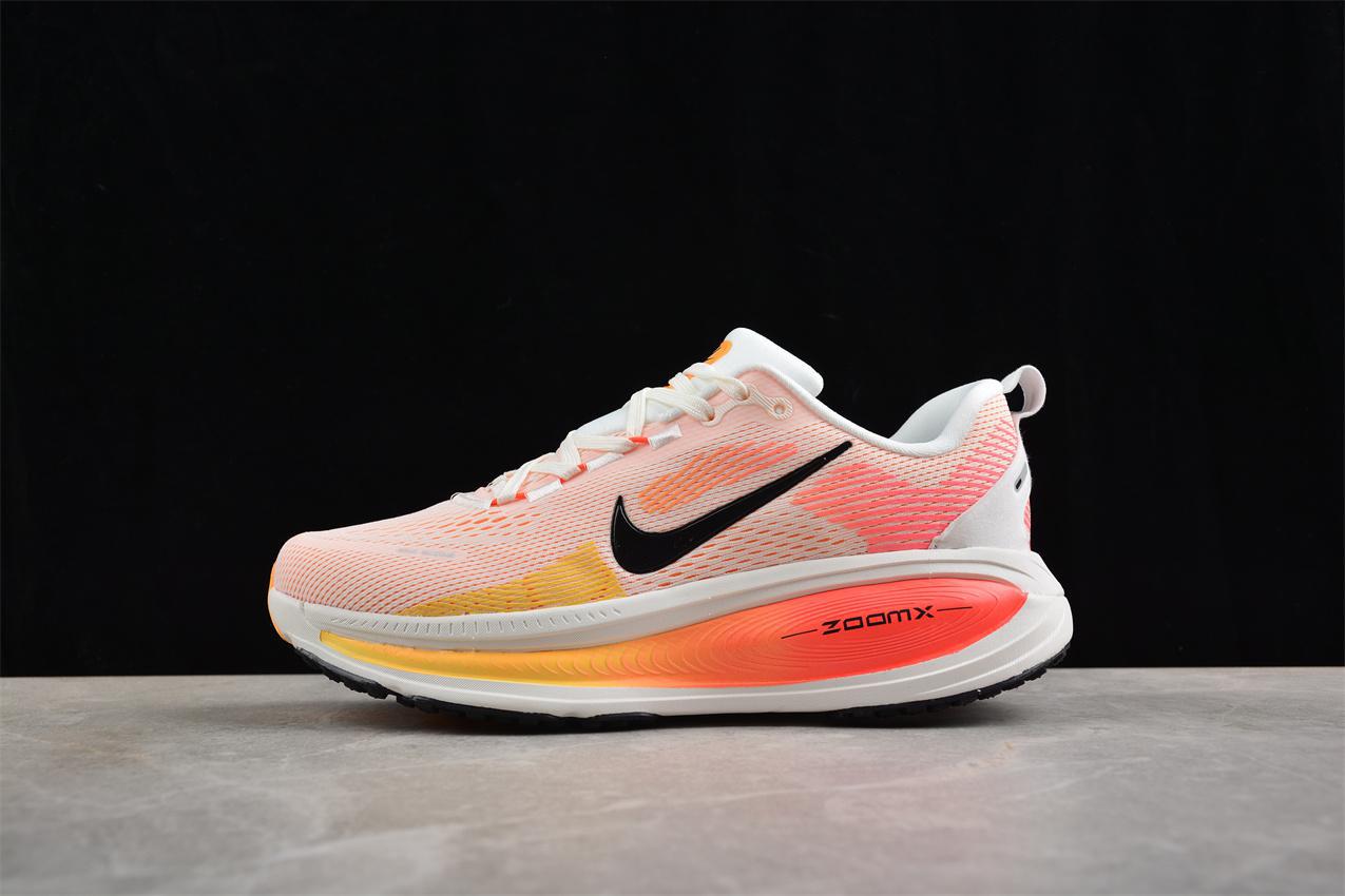 Nike Vomero 18 "Sail Bright Crimson" фото № 2