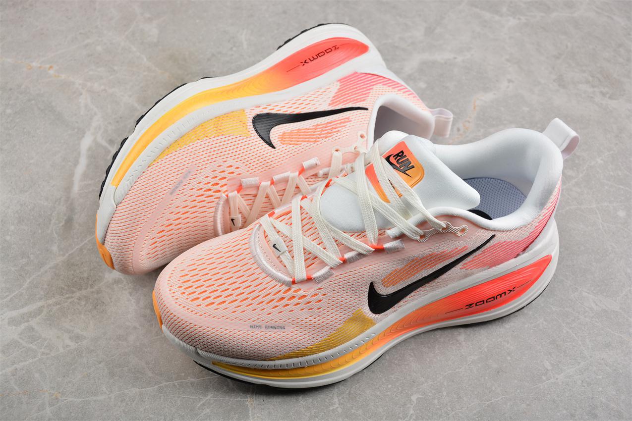 Nike Vomero 18 "Sail Bright Crimson" фото № 6