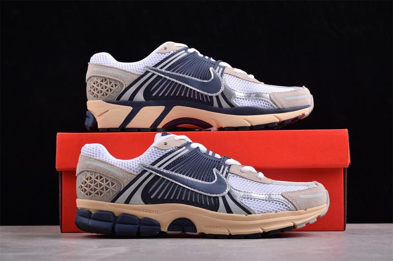 Nike Zoom Vomero 5 "White/Blue" фото № 3