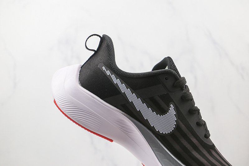 Nike ZoomX Vaporfly NEXT "Run Black/White" фото № 4