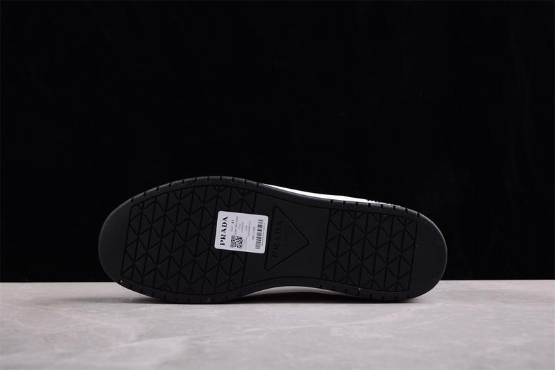 Prada Downtown Leather "White/Black" фото № 4