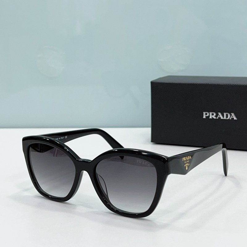 Солнцезащитные очки Prada Rounded Square Form And Logo On Temples "Black" фото № 2