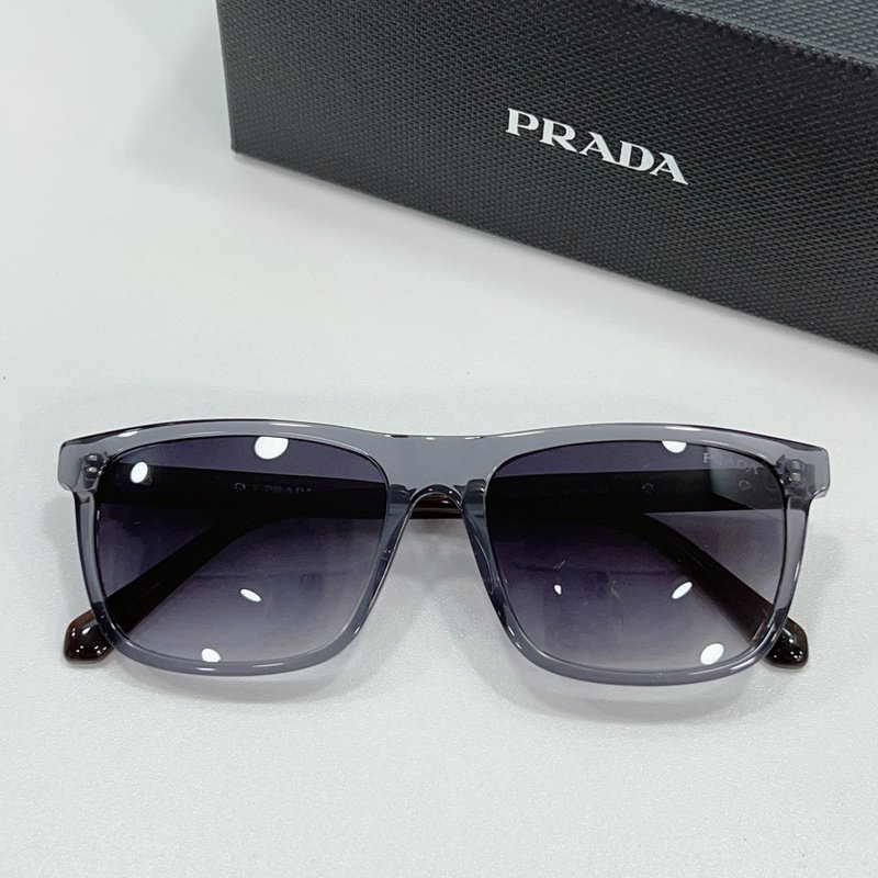 Солнцезащитные очки Prada Rectangle Form And Inscription On Frame "Gray" фото № 2