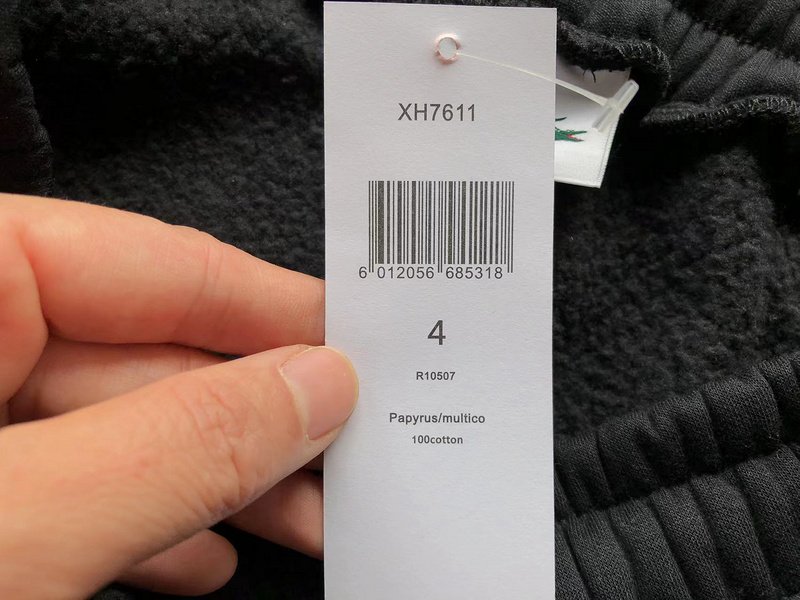 Спортивные штаны Lacoste Plain With Small Front Logo "Black" фото № 9