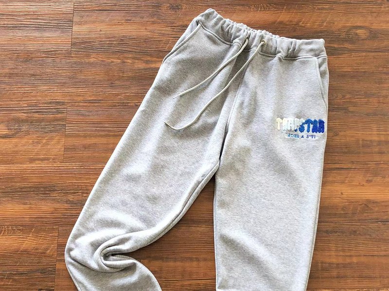 Штаны Trapstar Leg With Bottom Zipper And Small Logo "Gray" фото № 2