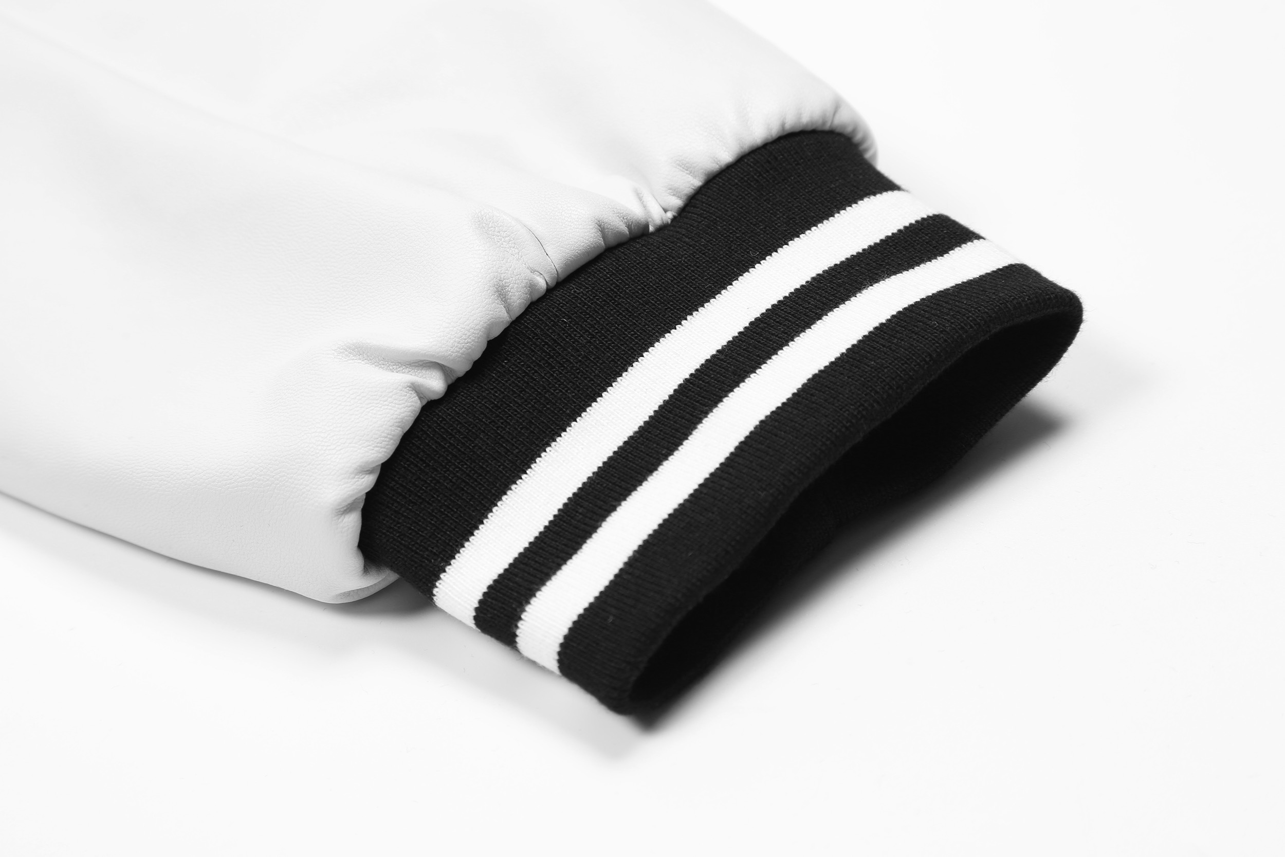 Бомбер Revenge Simple Black and White "Black" фото № 3