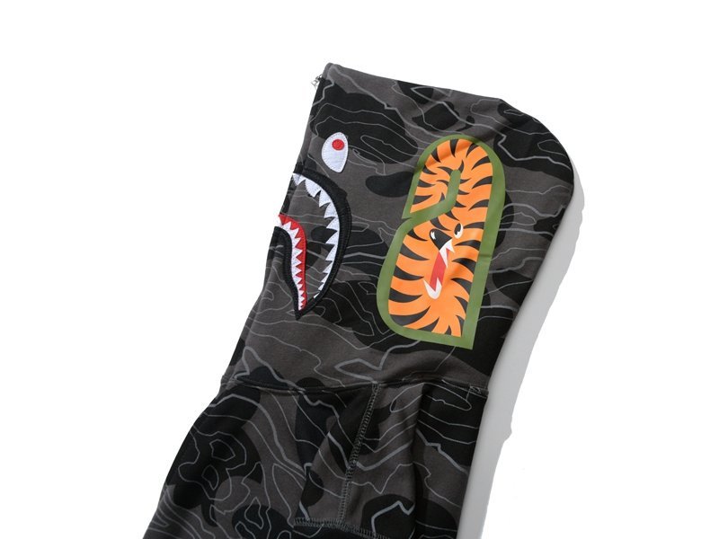 Худи A Bathing Ape Camouflage Shark Zip "Black" фото № 5