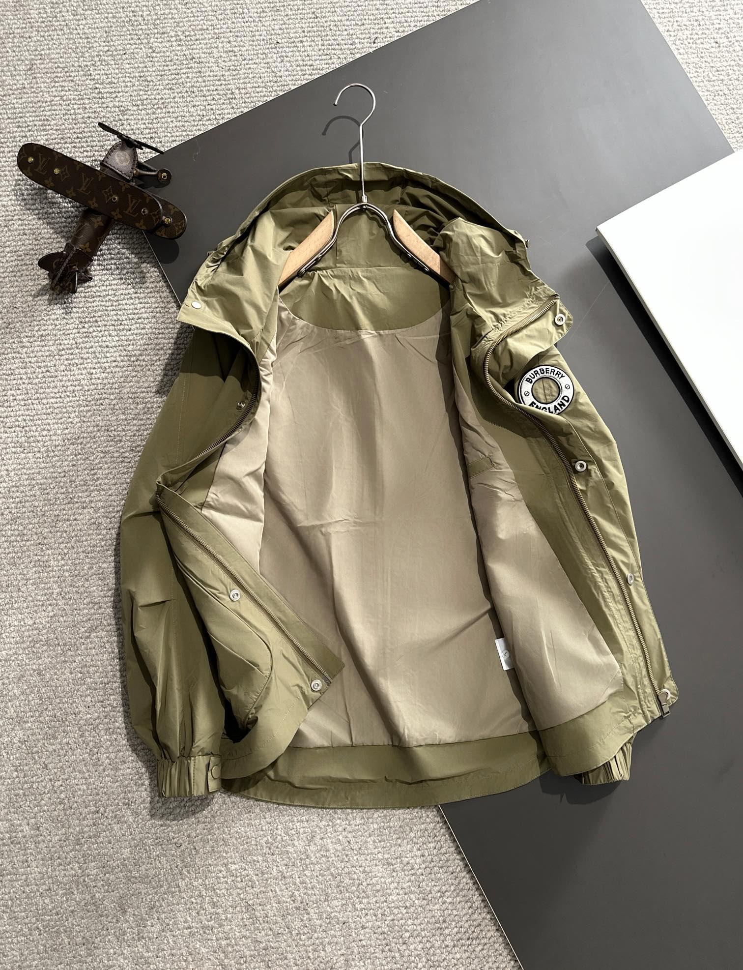 Куртка Burberry Print On The Sleeve Burberry England "Beige" фото № 7