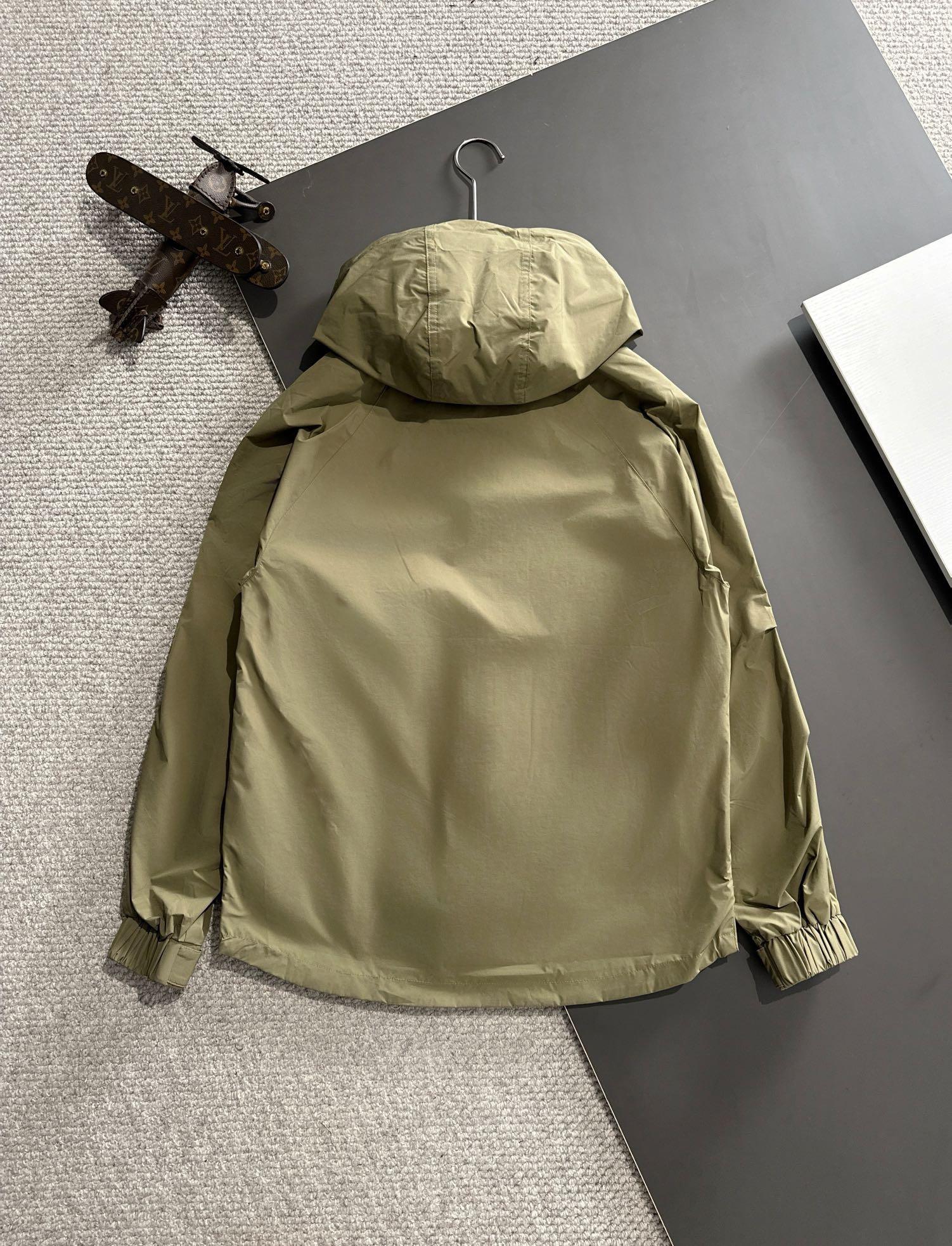 Куртка Burberry Print On The Sleeve Burberry England "Beige" фото № 2