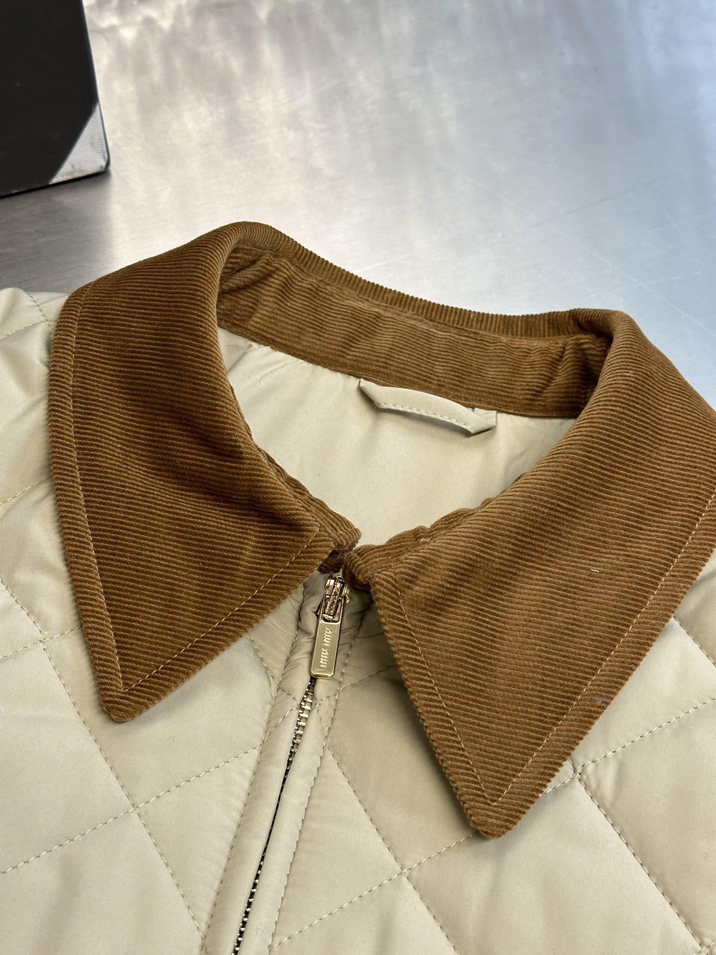 Куртка Miu Miu Frontside Beige Logotype Miu Miu "Beige" фото № 4