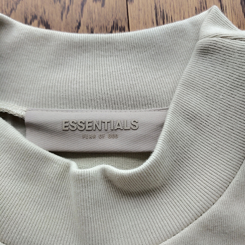 Лонгслив Fear Of God With The Inscription Of The Logo "Cream" фото № 4