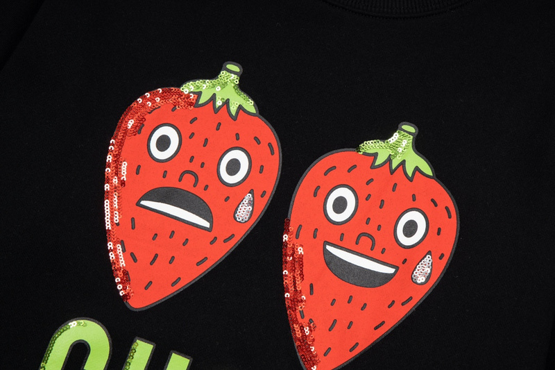 Лонгслив Gucci The Frightened Berry "Black" фото № 3