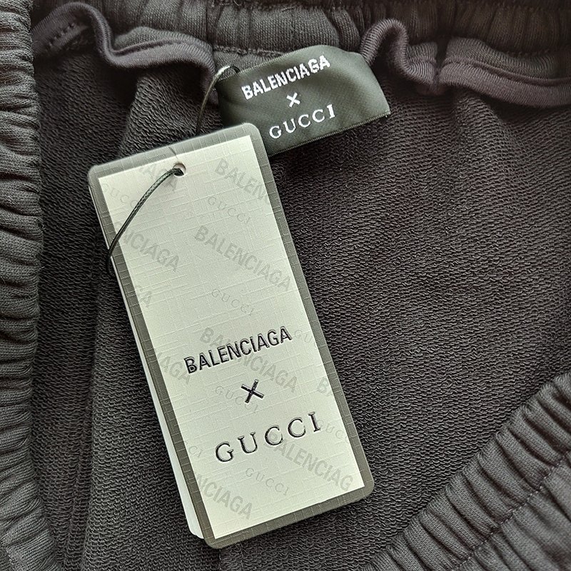 Шорты Balenciaga X Gucci Graffiti Logo "Black" фото № 2