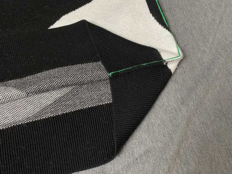 Свитер Bottega Veneta Interesting Print "Black/White" фото № 7