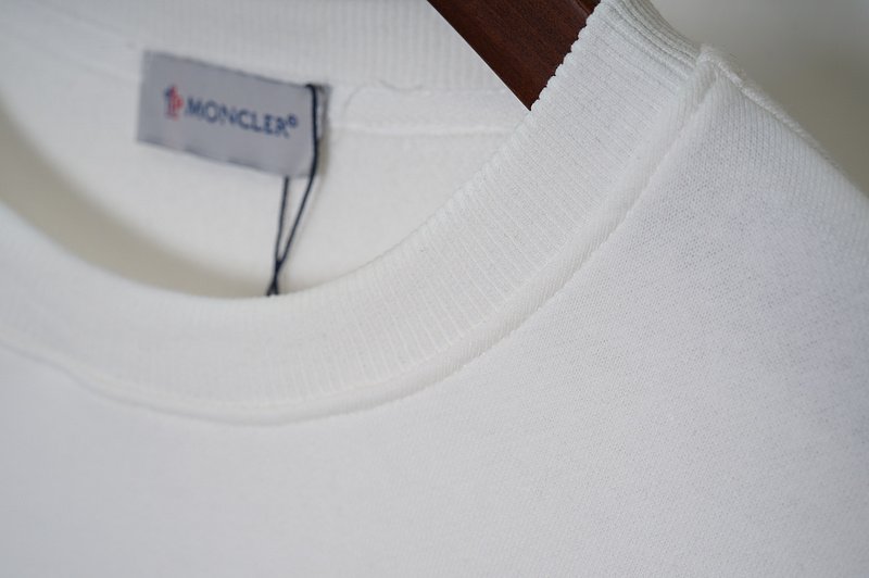 Свитшот Moncler Heart - Emblem "White" фото № 4