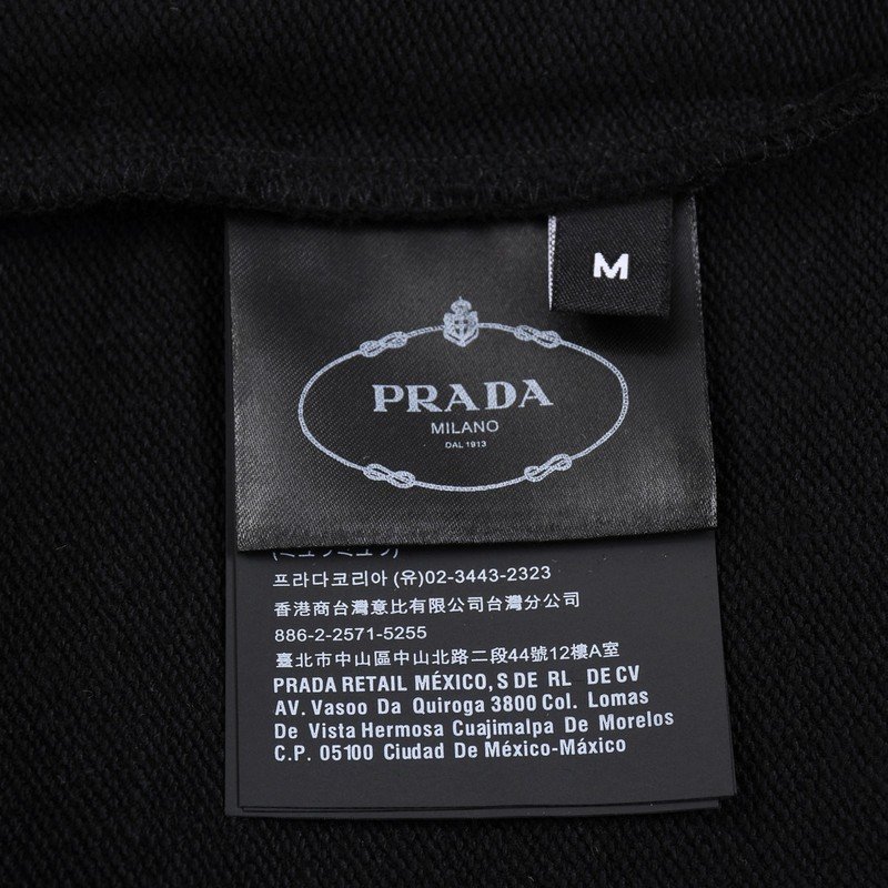 Свитшот Prada With Brand Emblem In The Center "Black" фото № 5