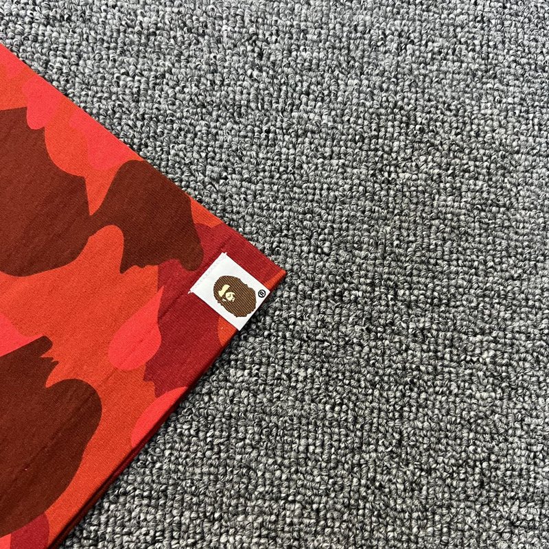 Футболка A Bathing Ape Speckle "Red" фото № 2