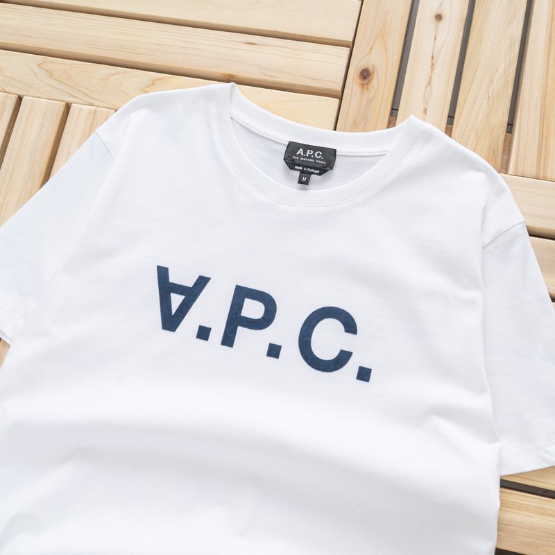 Футболка A.P.C Inverted Letter "White" фото № 2