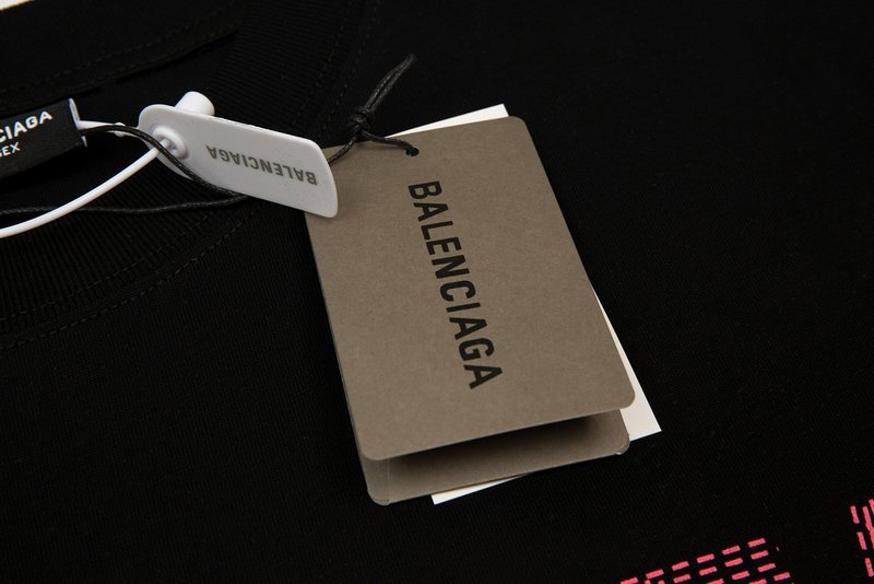 Футболка Balenciaga Crossed Out "Black" фото № 4