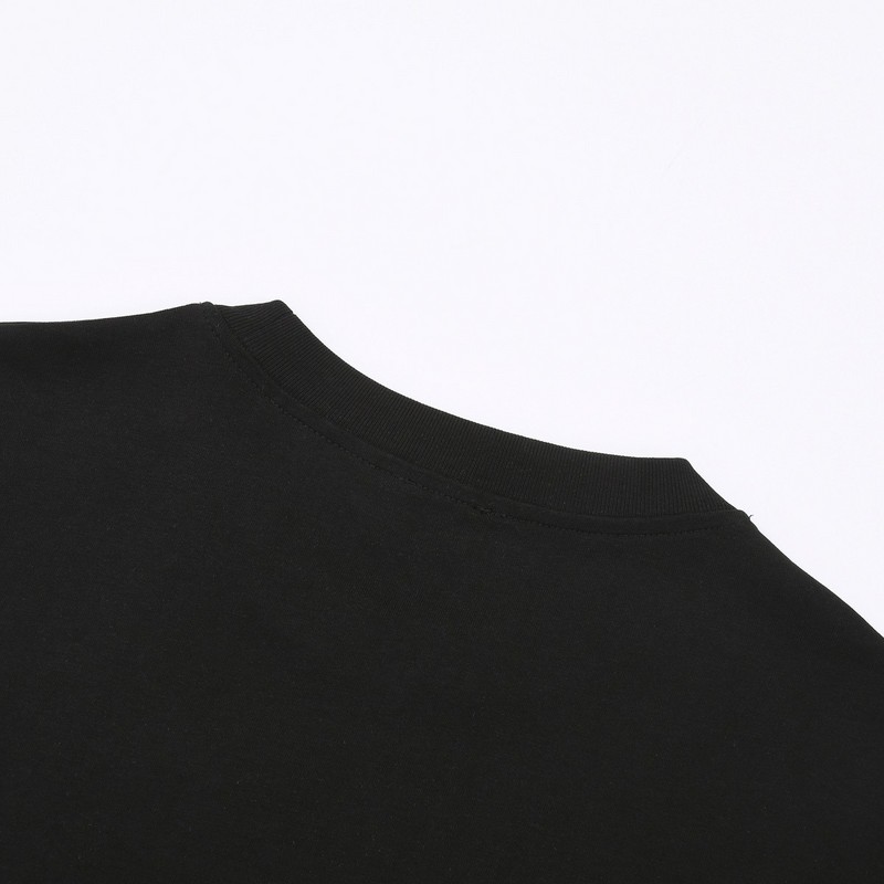 Футболка Burberry With An Animalistic Print — Bright "Black" фото № 2