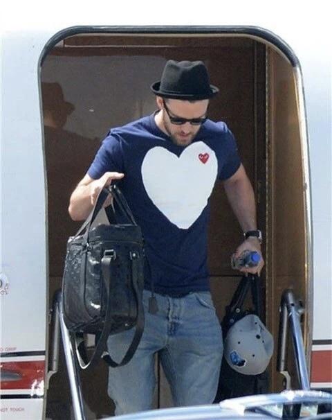 Футболка Comme des Garçons Play Big White Logo "Navy Blue" фото № 7