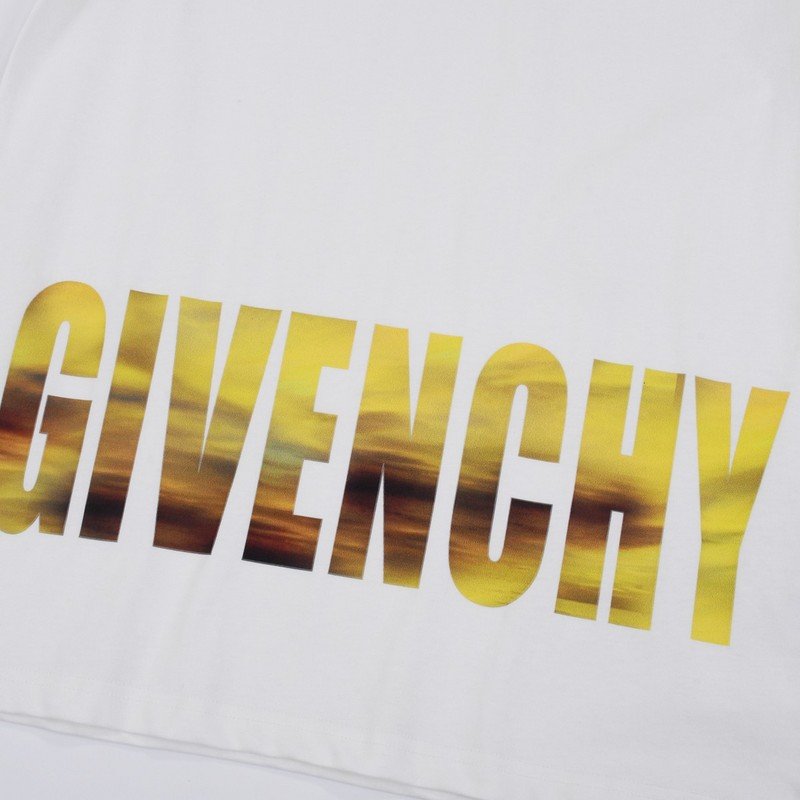 Футболка Givenchy With Picture Inside Logo "White" фото № 3