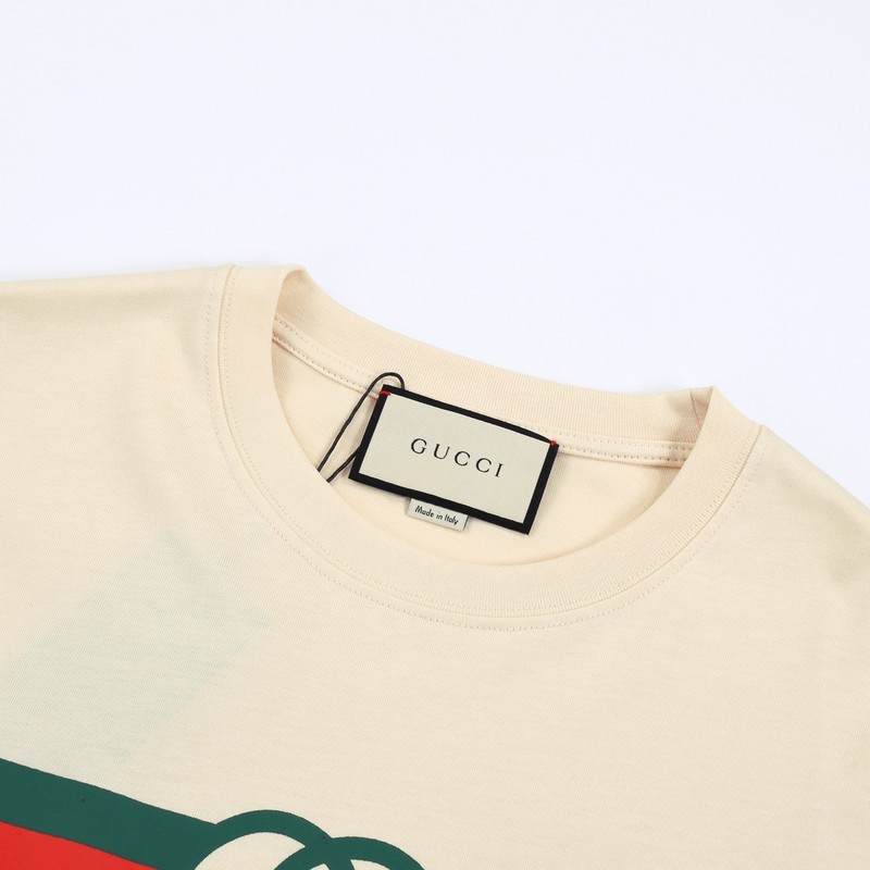 Футболка Gucci With An Abstract Logo "Cream" фото № 5