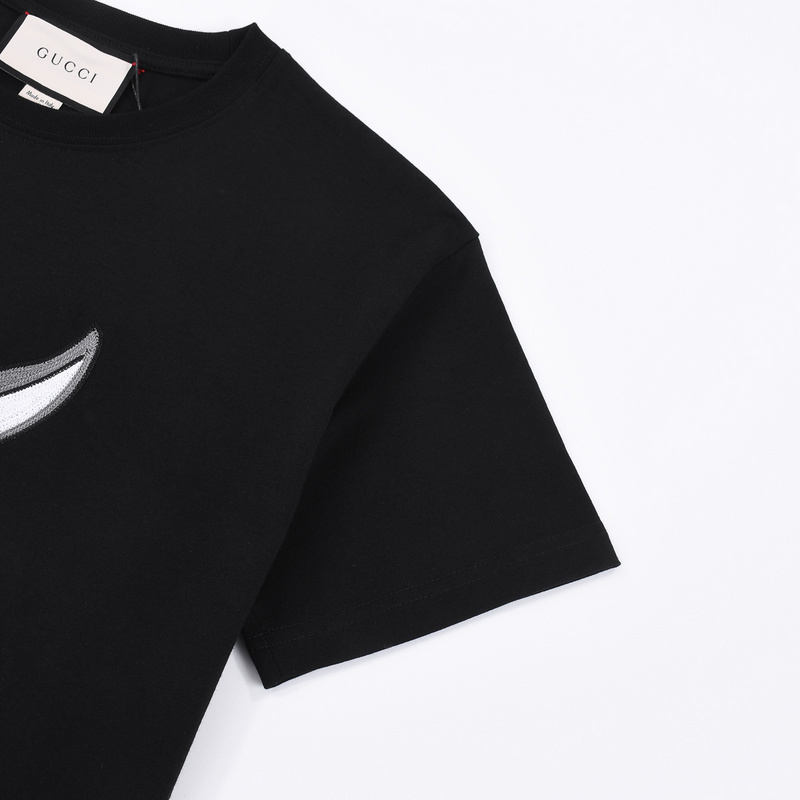 Футболка Gucci Embroidered Hare Print "Black" фото № 2