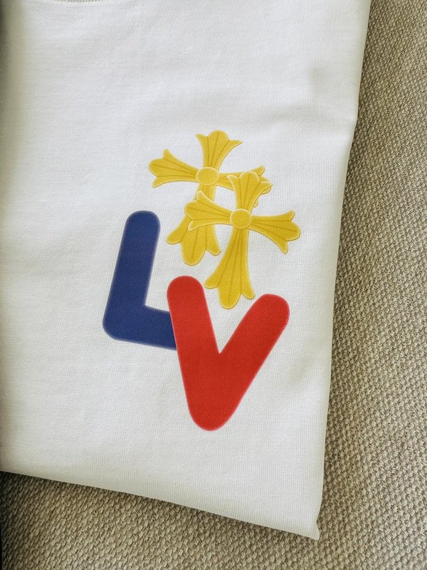 Футболка Louis Vuitton X Chrome Hearts With Color Logos Of Two Brands "White" фото № 4