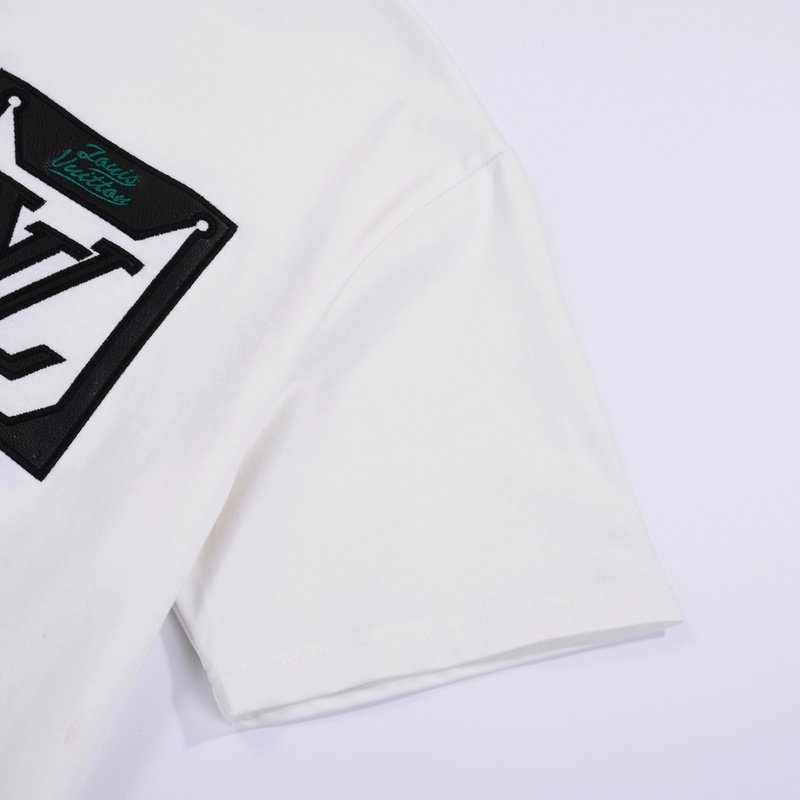 Футболка Louis Vuitton With Frame In The Logo "White" фото № 3