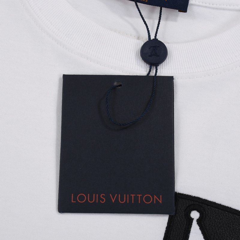 Футболка Louis Vuitton With Frame In The Logo "White" фото № 6