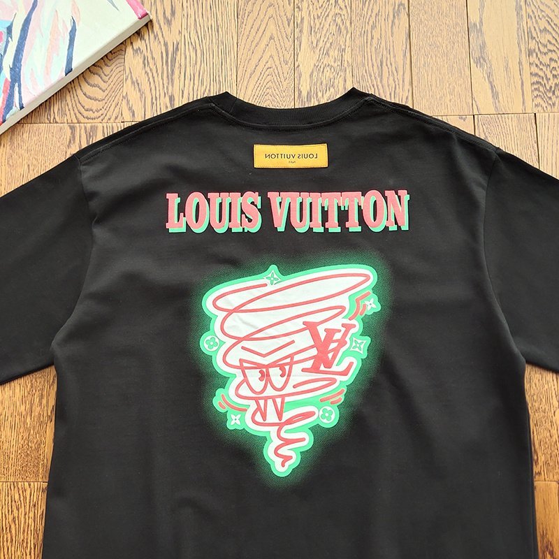 Футболка Louis Vuitton Cotton With Tornado Print "Black" фото № 4