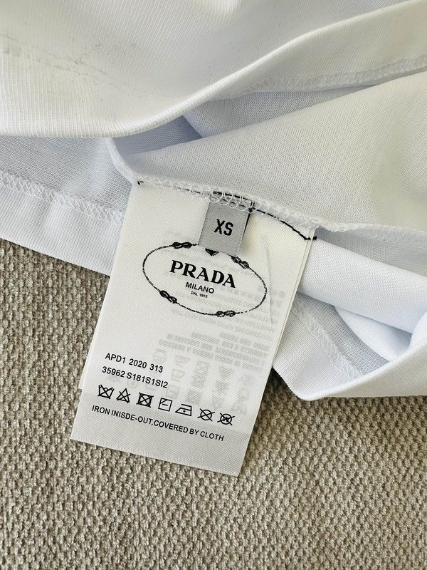 Футболка Prada Dark Logo "White" фото № 4