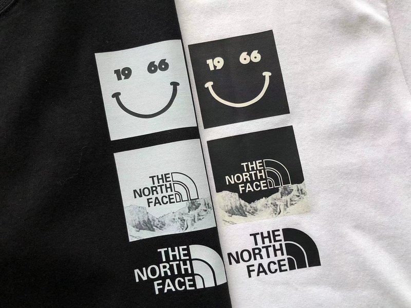 Футболка The North Face Year With Smile In Rectangle "White" фото № 5