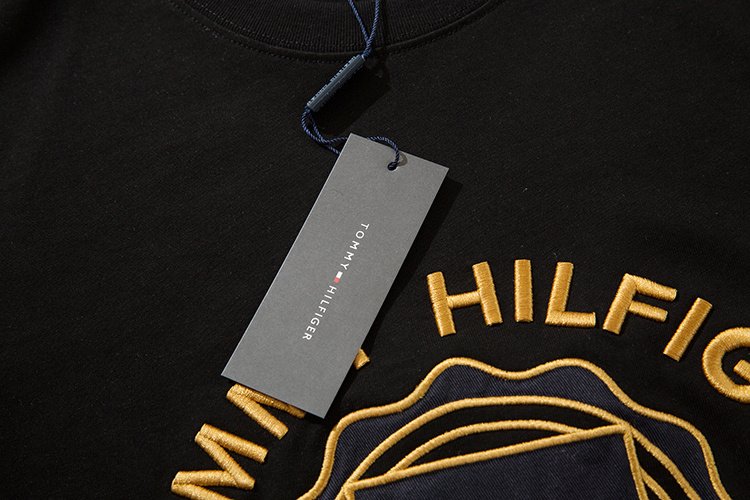 Футболка Tommy Hilfiger With Coat Of Arms And Logo "Black" фото № 7