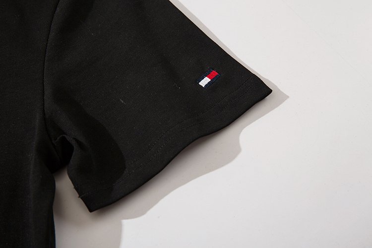 Футболка Tommy Hilfiger With Coat Of Arms And Logo "Black" фото № 5