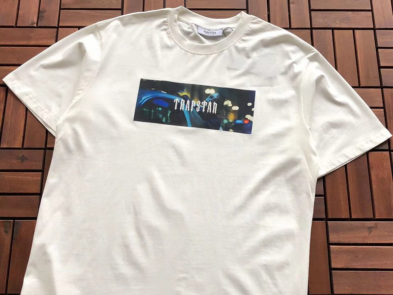 Футболка Trapstar Rectangle With Image And Logo Inscription "White" фото № 2