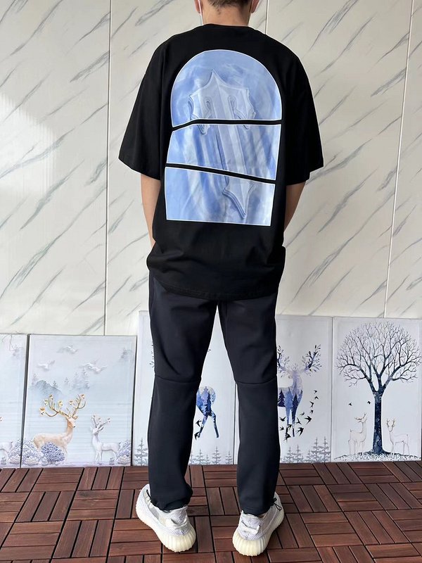 Футболка Trapstar Logo With Shadow Divided Into Three Parts "Black" фото № 9