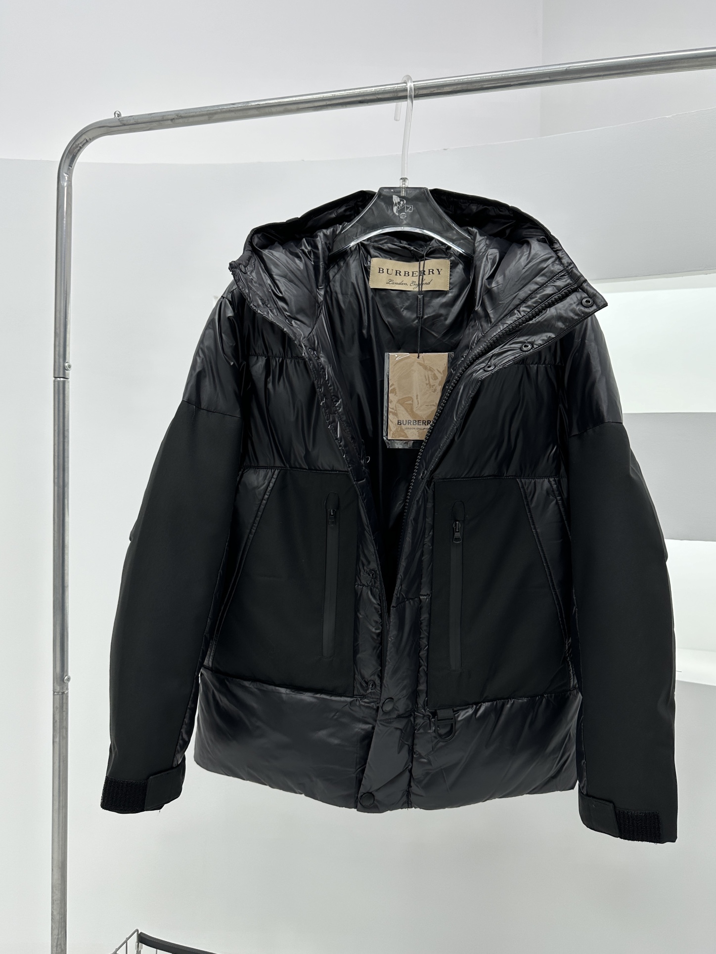 Пуховик Burberry Hybrid Adventure "Black" фото № 2