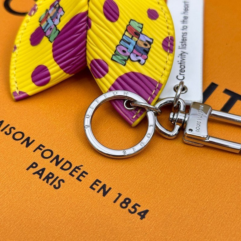 Брелок Louis Vuitton Shaped Like Ears "Yellow" фото № 3