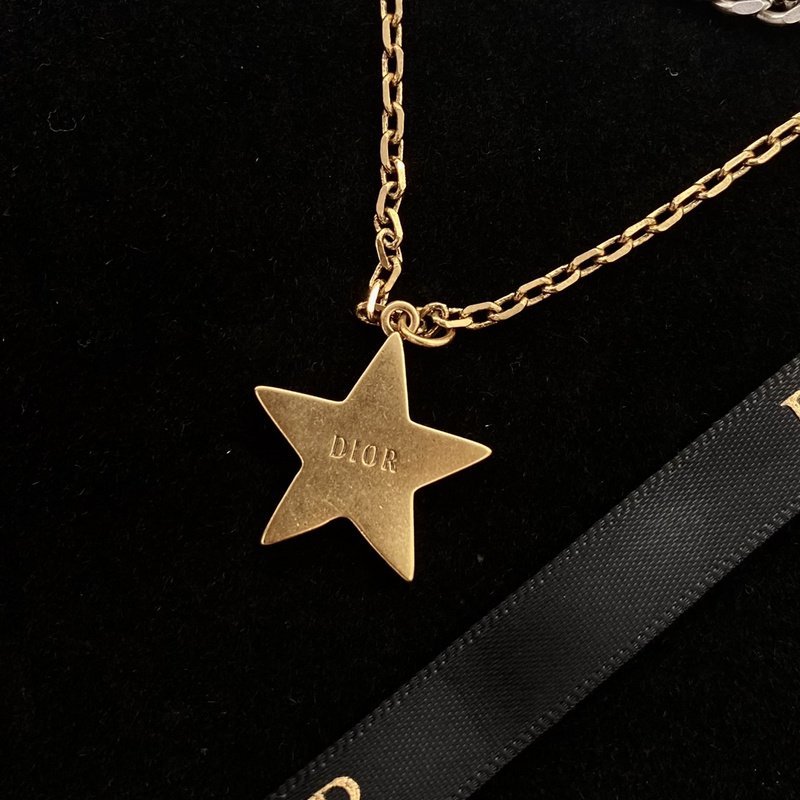 Ожерелье Dior Pearl And Logo Decorated - Stars "Gold" фото № 4