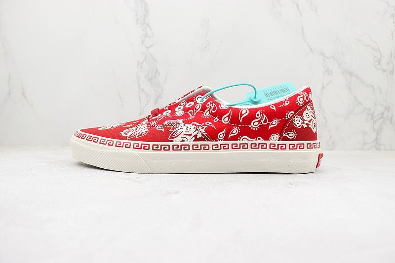 Vans Authentic "Year of the Rabbit/Red" фото № 2