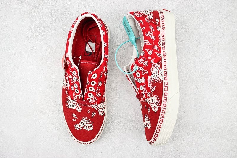 Vans Authentic "Year of the Rabbit/Red" фото № 7