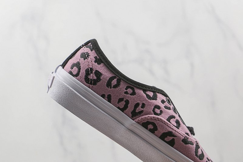 Vans Authentic "Pink Leopard" фото № 3
