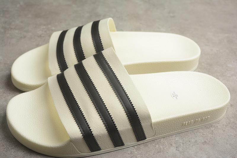 Fear Of God x Adidas Athletics Adilette "Cream White" фото № 6