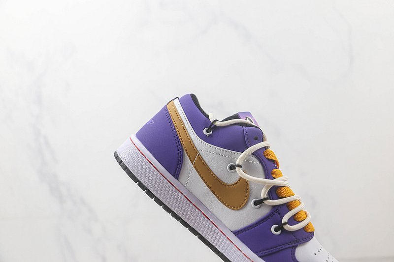 Air Jordan 1 Low "White/Purple/Orange" фото № 4