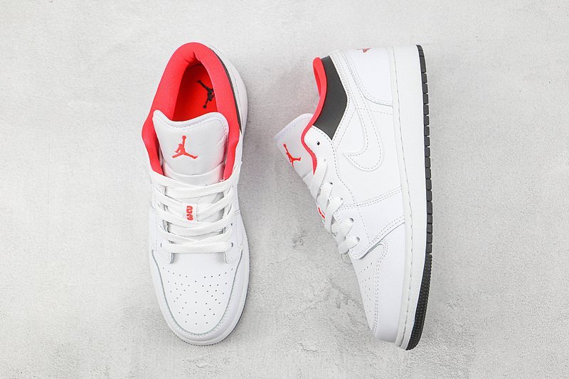 Air Jordan 1 Low "White/Black Infrared" фото № 6